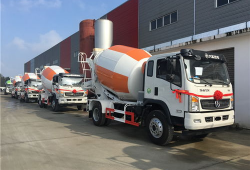 水泥搅拌车视频,高效运输与施工一瞥